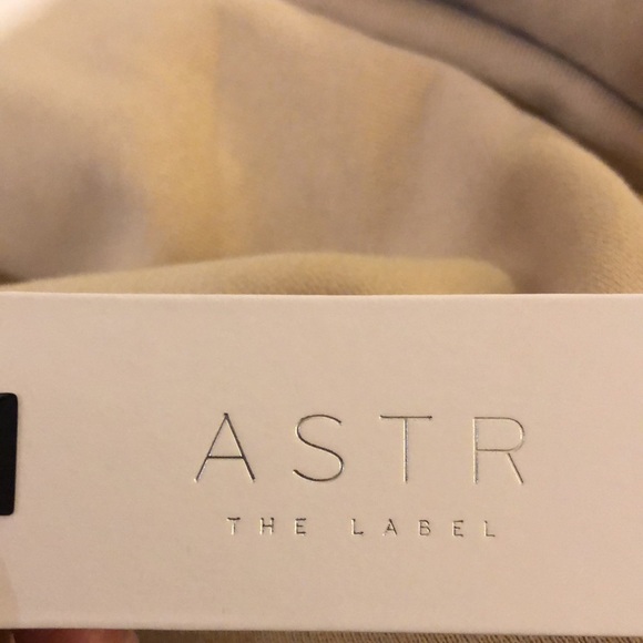 NWT ASTR the label one cold shoulder tan color hoodie. - Picture 5 of 6